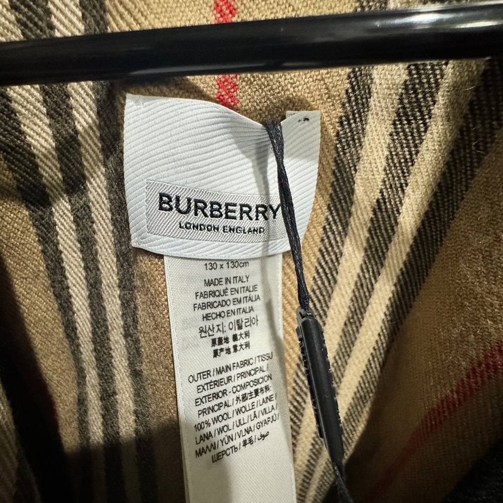 Burberry Poncho - Wool Cashmere Coat- NWT - Picture 5 of 5